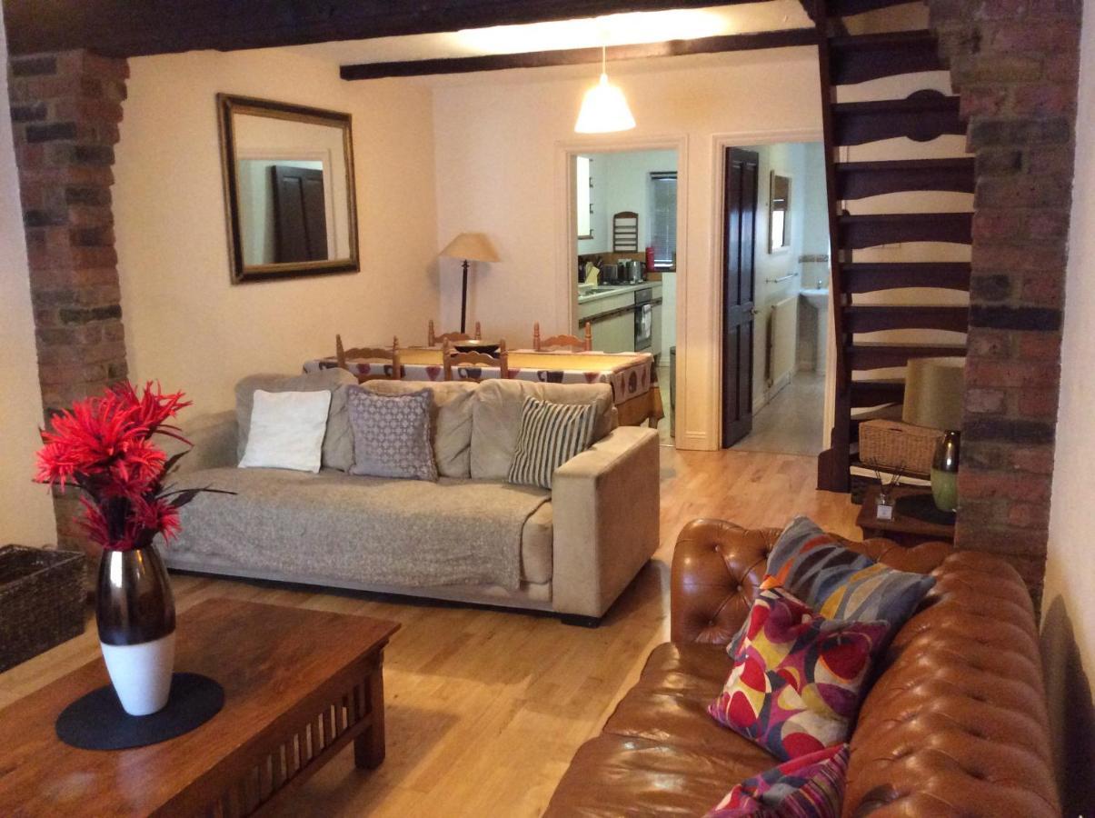 Cosy Central Windsor House Sleeps 4 Exterior photo